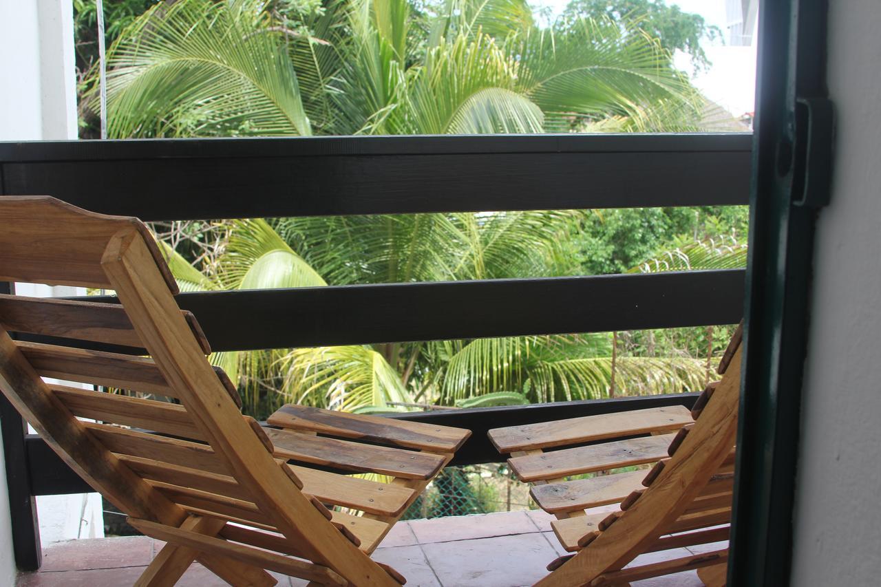 Hotel Mayflower Puerto Escondido  Exterior photo